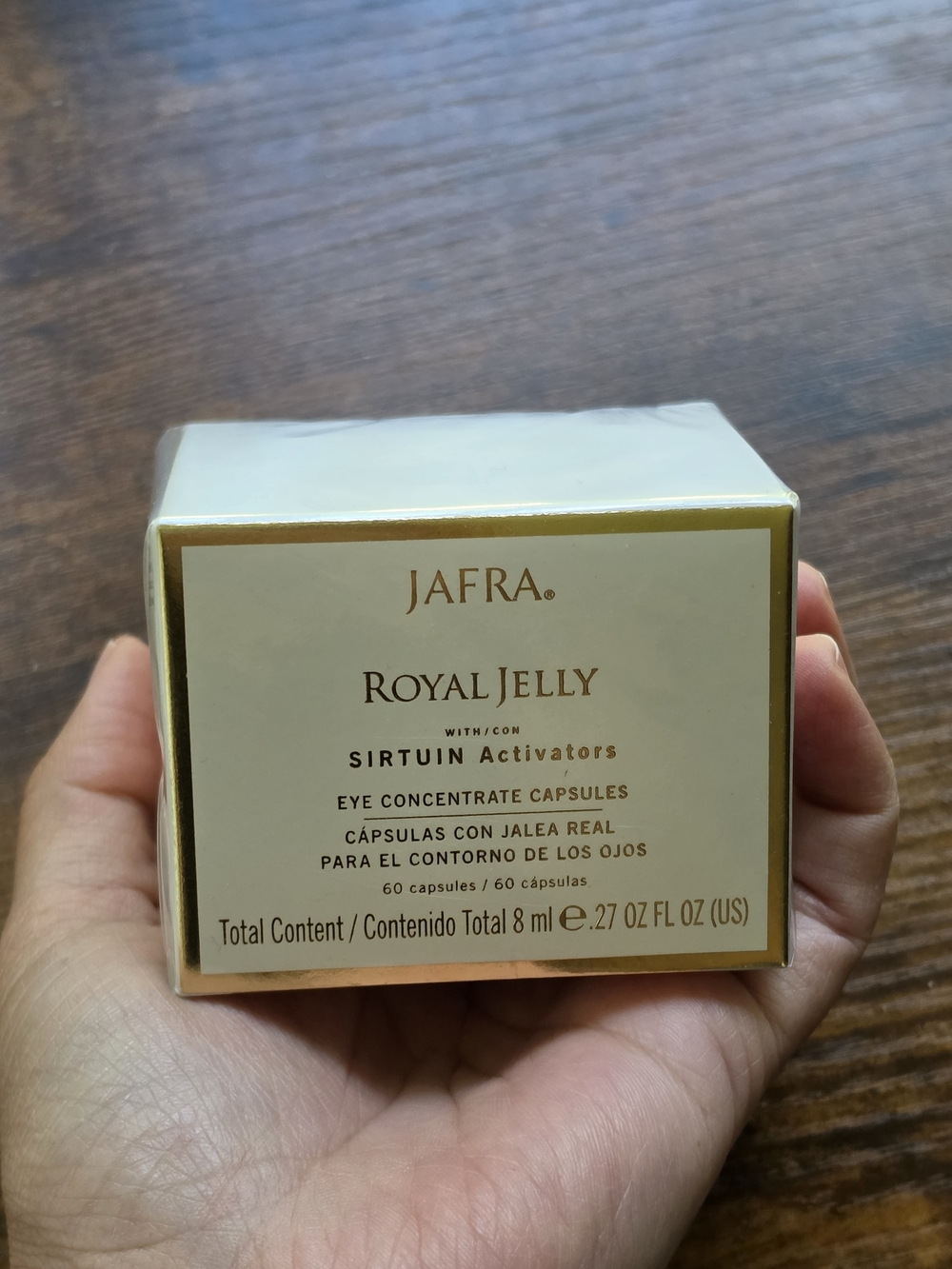 JAFRA Royal Jelly Eye Concentrate Capsules with Sirtuin Activators (60 Ct) - Picture 5 of 5